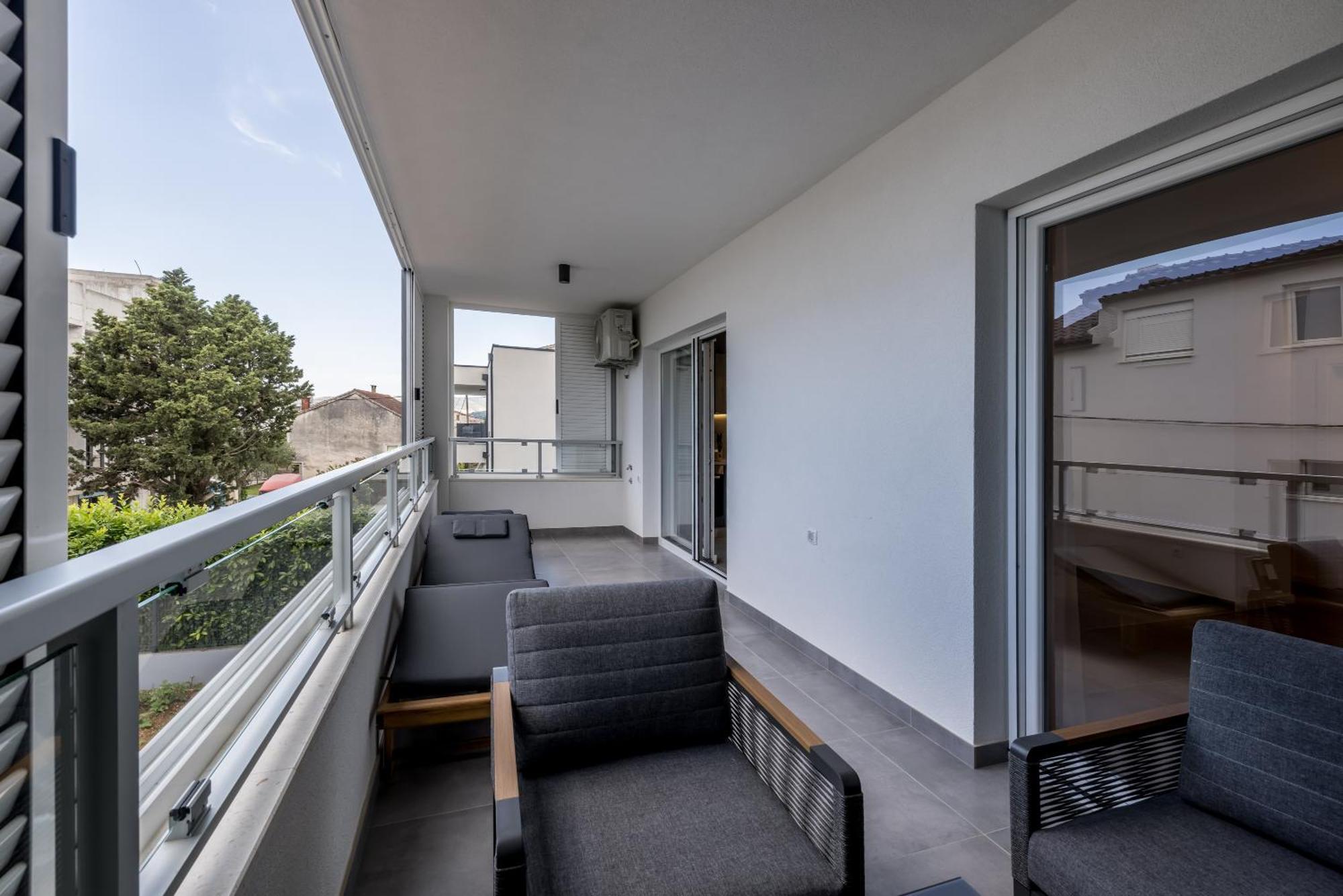 Adriatic Nest, Cozy And Modern Two Bedroom Apartment Kaštela Exterior foto